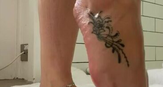 Footsiegalore - Fresh Vid This To My Phone Onlyfans Of Post A Forgot Out Is Treasure Shower Just The Trove Feet