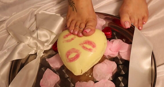 Footsiegalore, Video: Heart Onlyfans So Tasty Breaker But Oh