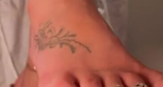 Footsiegalore, Video: Would My I Man Crazy Burst Song Heart Want Like Be Loved Moments Me All In Onlyfans V A To Love This