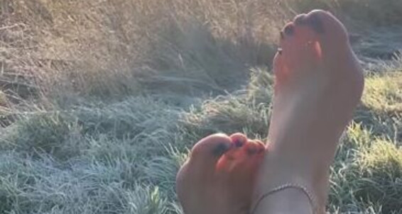 Footsiegalore - Beautiful It The But In Onlyfans Was View To Frosty And Morning So I Had Stop Take This