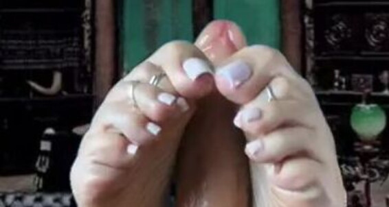 Footsiegalore - Loose Night Manor They Friday My Are Onlyfans Its Can The On At Tell Again Playful You Hav Footsie Tootsies