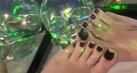 Footsiegalore, Video: Would Peek Onlyfans Hall You Want Leave My Ever Just A Mirrors To Of Into