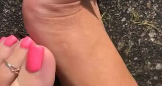 Only Footsiegalore The Sun Fans Exclusive Onlyfans Hungover In Tootsies Video