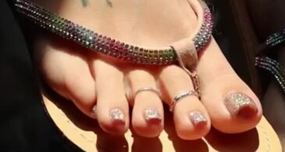Footsiegalore Need That Vitamin The In I Sparkling Onlyfans Sun