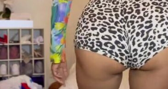 Crystalfins - And Who Can Sexy Crystalsinful Deny Onlyfans Titts Booty
