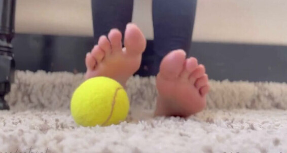 Poster for Que You Your Balls Je Me Ayasfeetgirl To Onlyfans Te A Joue Avec Play Couilles Tes With Dirait Do Want
