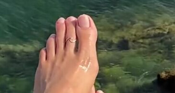 Evifeet, Video: Feet Onlyfans View With A