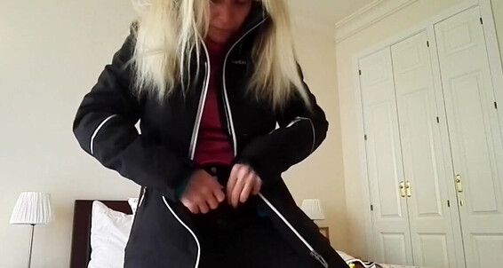 Kathia Nobili - For Sierra Ready 2018 Nevada Video Getting Cant 08 01 Onlyfans Wait Kathianobilixx Findom