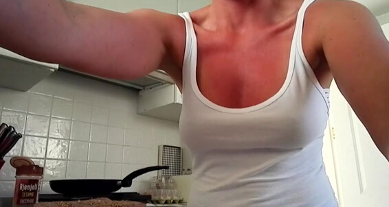 Kathia Nobili, Video: 2017 Onlyfans Kathianobilixx 11 Dinner Video Is 04 Findom Served