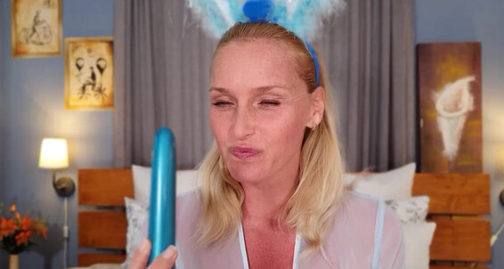 18 Video Happy 2022 04 Easter Onlyfans Kathianobilixx Findom