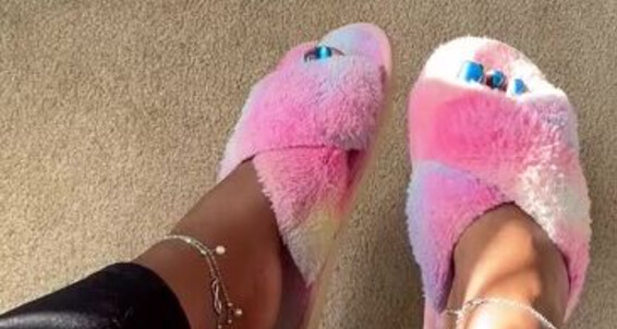 You Many In My Onlyfans How Your Toes Teasing Aka Two Feet Sassy With Could Fit Cute Just Sassytoesforyou Videos Me 2 Mouth Of