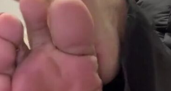 Dissatoes, Video: Spoil Onlyfans