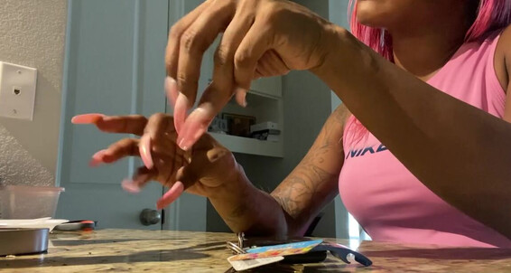 Tierra Doll, Video: Nail Tapping Drives Onlyfans You Crazy Tierradoll
