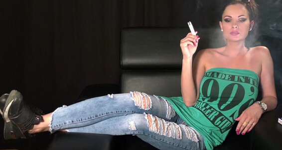 Good Style Summer Audible Is Here I Came Weather Onlyfans Just The Abbie Smoking Abbiecat