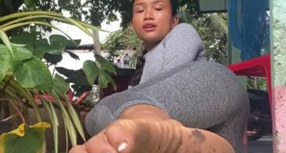 Feet Dirty Onlyfans Want My Goddessnutty2 To I Cum On U