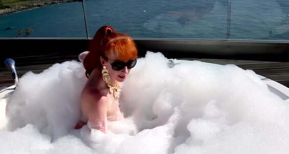 Red Xxx - Bubbles Redxxx You Many Onlyfans 24390248 Can Too Have