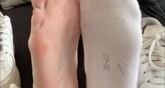Socksfeet Misstress - 03 Down 2024 Front Kneel Enjoy 05 Smell While Onlyfans In And Couch I Nina Relax Can The On Misstress You Socksfeet