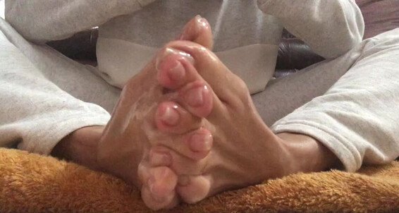 World Sexiest Feet, Video: Onlyfans You Want Some See Worldsexiestfeet Vid To Of Might Guys This