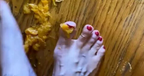 Bundle Tell Catprincessfeet Your Eyes And Was Me Which 12 Baby Tip Ur Onlyfans Favorite Feast Video 15
