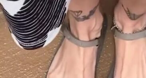 Catprincess - Rain After Catprincessfeet Comes Onlyfans 1 Princessfeet The