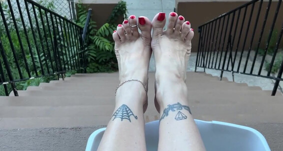 Catprincess, Video: Arrived My Just I Back W Post Was Soles Errands Birthday From Home In Running Onlyfans Hot A Catprincessfeet Brooklyn Day