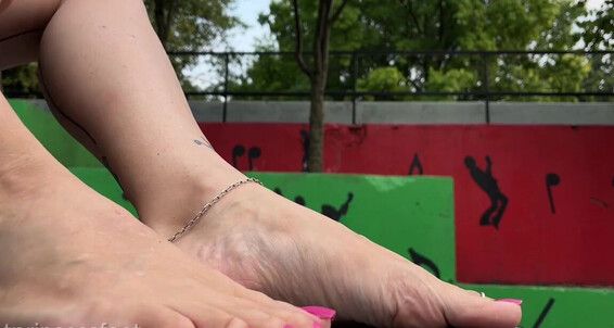 Catprincess - At Catprincessfeet Teasing Soft My Dirty You Long Park With Notice Some Onlyfans Soles Sitting The Toes