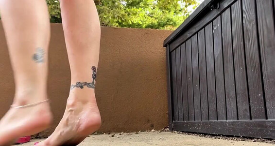 Catprincess - Barefoot Catprincessfeet Fetish Your Slides Pick Foot Is Black Or Which Happy Onlyfans Beige Enojy Friday Stilettos