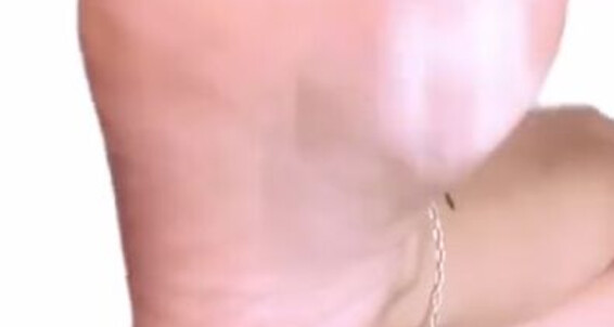 Catprincess, Video: Between Onlyfans The Soles Toes Or Catprincessfeet