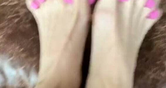 U Catprincessfeet 2 Liiiike Reveal Longer Shorter Or Version Onlyfans The
