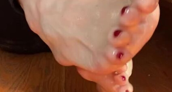 Catprincess - Love You Feet Onlyfans Oily 1 Catprincessfeet If Tip