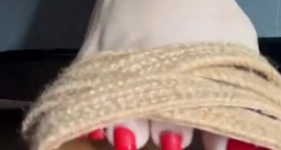 03 2024 Have 04 Foot Monday Onlyfans Dafootgoddess1 Fantastic A Fetish And Tease With Hoping Wiggles These You Toe Video
