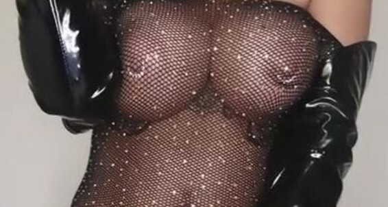 House Of Sinn, Video: Mykinkyvisionofart Becomes Front Onlyfans Week Aka The Behind Saida In Of Scenes Houseofsinn This Mistress