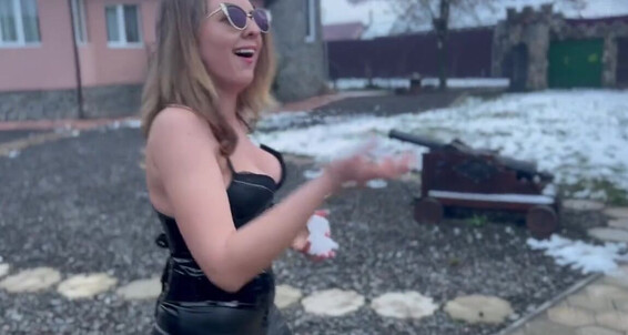 Winter Castle Zeida Onlyfans Mistress In The