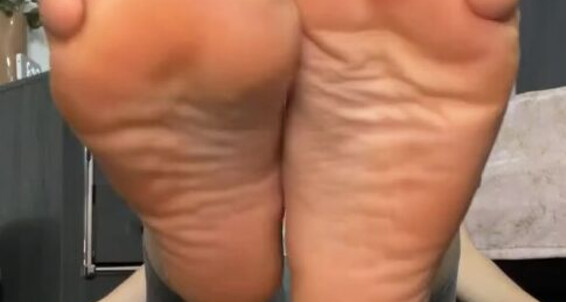 Pair 2024 Anyone Buys Foot 02 Onlyfans Of Fun A 21 Fetish Love And I Who Nicolethedivine Me Socks Surprises Video