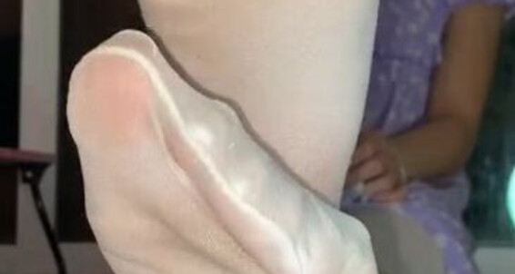 Stacisfeet, Video: Onlyfans Thigh And Nylon Tease High Removal Stockings