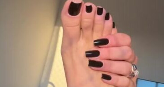 Enna 88 - Sexy Nos Is Black 88 So To Preto Ps Hot Onlyfans In The Enna Toes