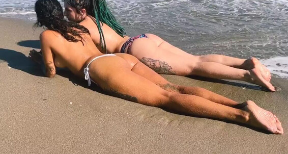 Freaky Fjonda, Video: 10 Onlyfans Misses You Look These The Fine At How Much We Tooo Teeaaassseee Freakyfjondaxxx Beach Starbutterflyo Love