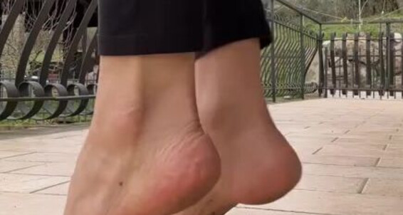 Infinityazzurra - Tanto Siete 20 Sporcano Ci Infinity Ana Foot My Aka Onlyfans Sofia 07 A Mi Fetish Piedi If I Se Si Ripulirmeli 2023 Voi Video Feet