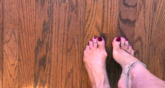 Janet Mason - Once Long Janetmasonfeet Bare Worn Onlyfans Time Rings A Its Walking Pov Ive Several Since At N Been Toe Feet