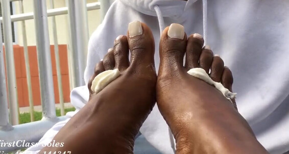 Ignore 2022 Sundae Toesole 2019 Aka Fc Worship Fineasssoles Soles Onlyfans 22 Firstclasssoles 07 Ella