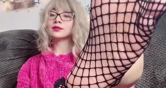 Snowpriness Fun Some Socks You Just In Fishnet Around My Swinging Onlyfans Feet Of Front