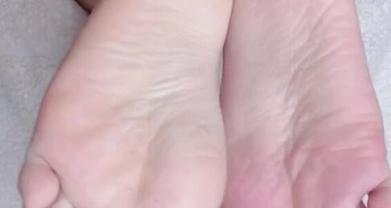 Snowprincess, Video: Dirty Onlyfans That Some Clean Sole Snowpriness Needs