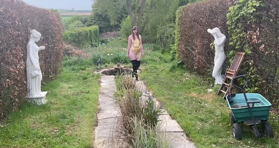 Vivienne L Amour, Video: Onlyfans Aka Vlproductionsuk L Vivienne Divine Amour
