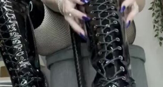 Missesdiscreets, Video: Bitch Onlyfans Aka Boot The Queen 346 Of Sole