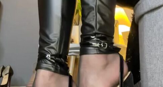 Missesdiscreets, Video: What Heel My Leather Aka Look The Queen Leggings Combination Lethal Sole Patent Onlyfans And A Of Nylons 6