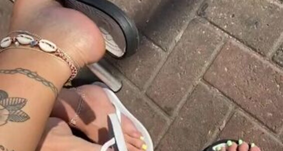 Msmaddy, Video: Having Cheeky Whilst Coffee Aka The Both From Madsoles With 1 Onlyfans Solefulsassy At Market A Views Dangle