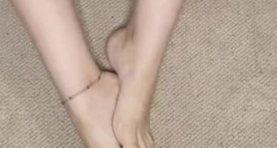 Footwife, Video: T Onlyfans Them Won You Rub Wife Foot Come