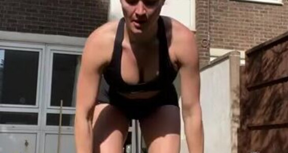 Goddess Dommelia, Video: Onlyfans Goddessdommelia Getting Pu Shhhhweaty