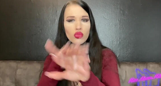 Miss Alessa Milano, Video: Onlyfans Dildo Glass Is Missalessamilano