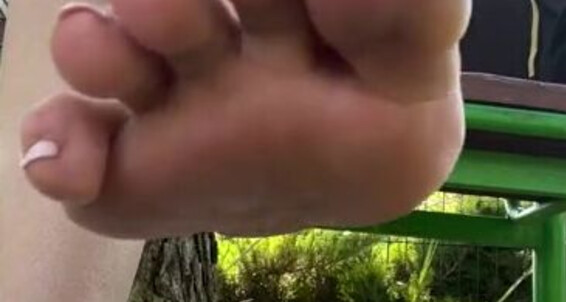Mistress Anna - Mistresanna My How Shoes You See So Park Are Onlyfans Sweaty They In Can Taking The Of
